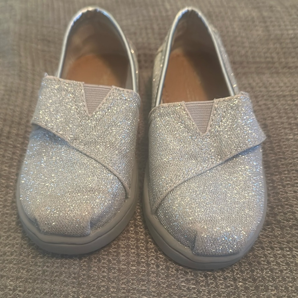 TOMS toddler shoes